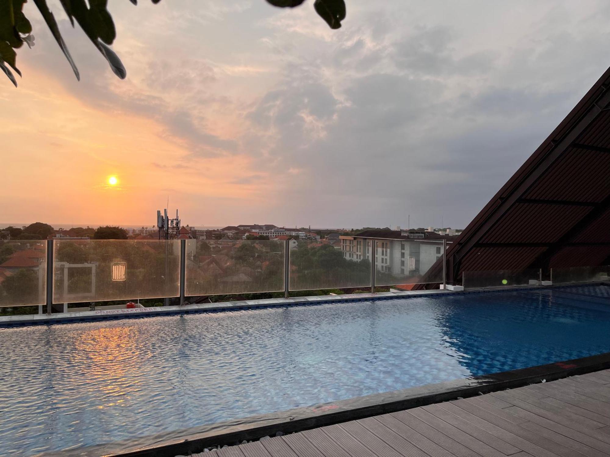 Luminor Hotel Legian Seminyak - Bali Exterior foto